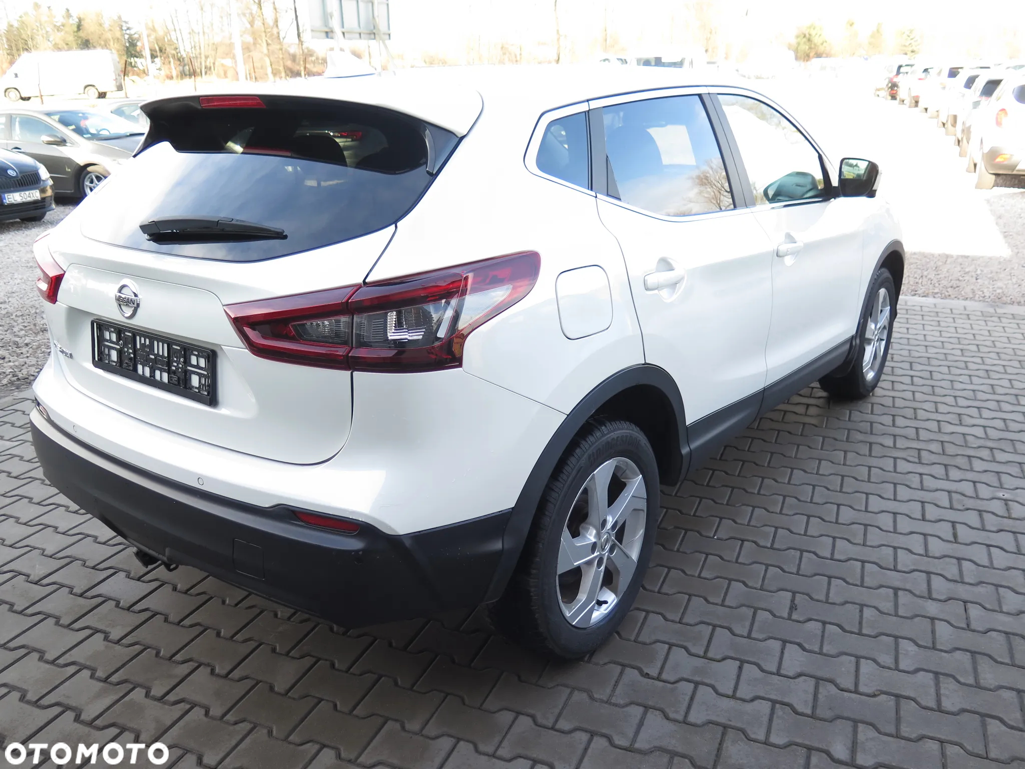 Nissan Qashqai 1.3 DIG-T Visia - 6