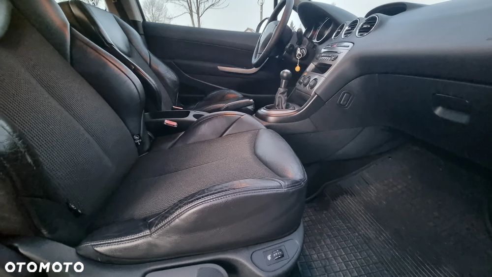 Peugeot 308 1.6 HDi Presence - 16