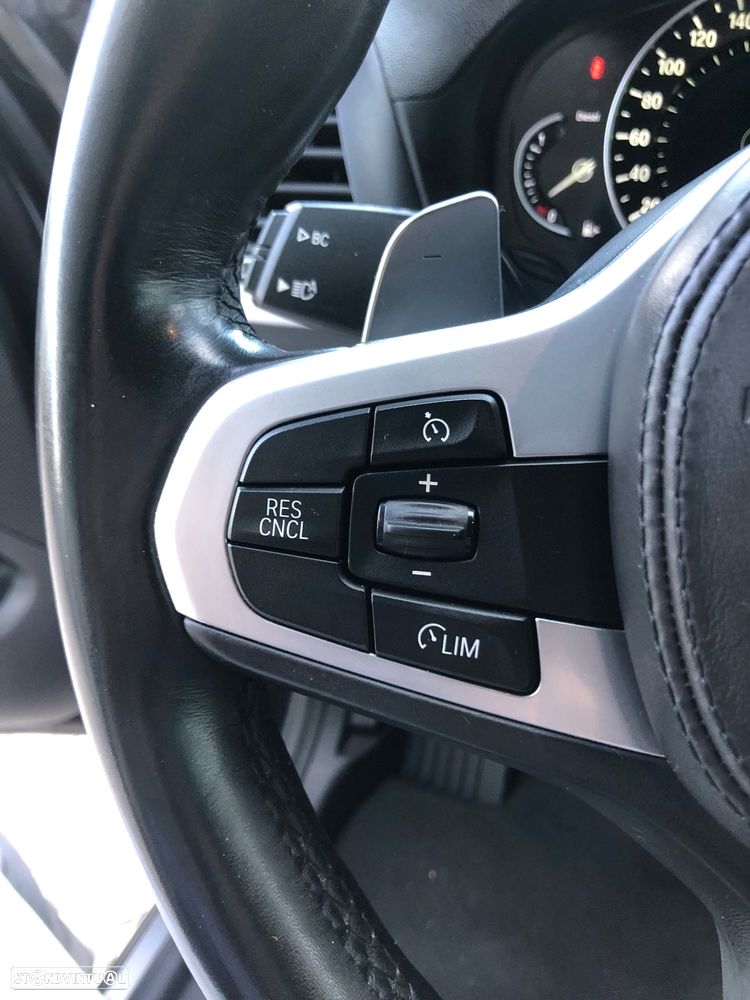 BMW X3 18 d sDrive xLine Auto - 32