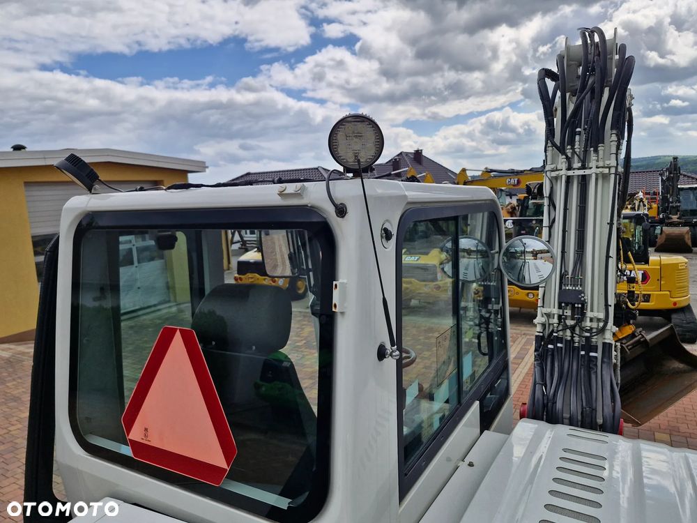 Takeuchi TB 295 W - 16