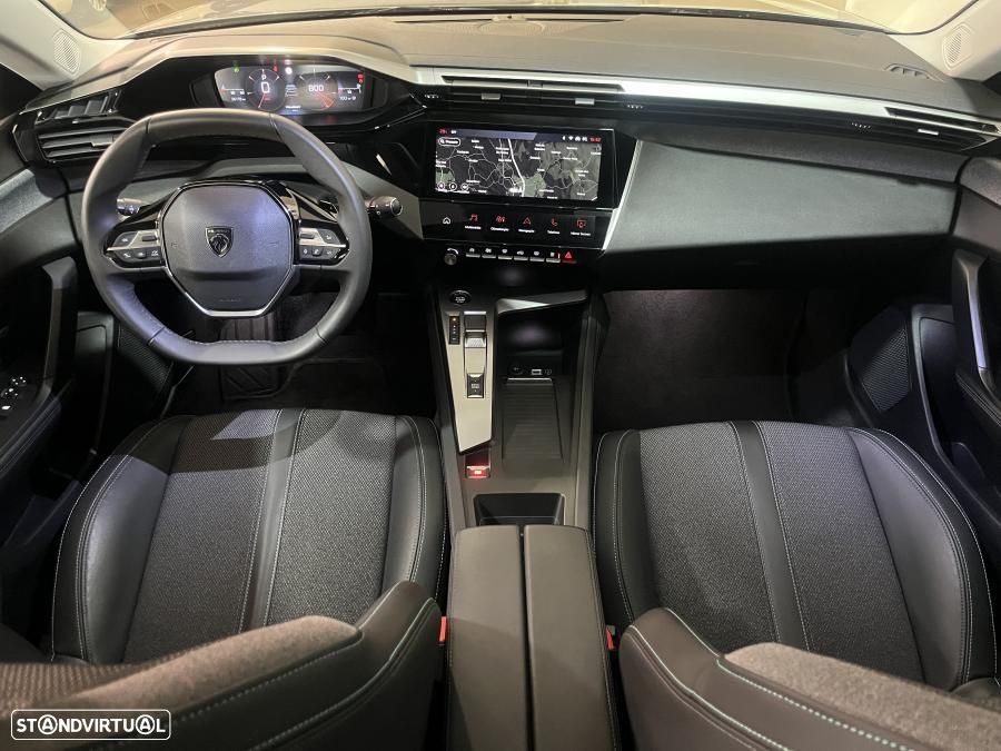 Peugeot 308 SW 1.2 PureTech Allure Pack EAT8 - 23