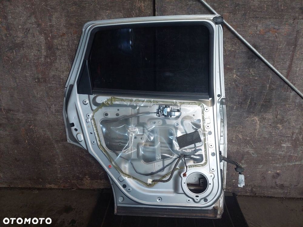 DRZWI KOMPLETNE LEWY TYŁ NISSAN QASHQAI+2 I LIFT J10 KY0 - 6