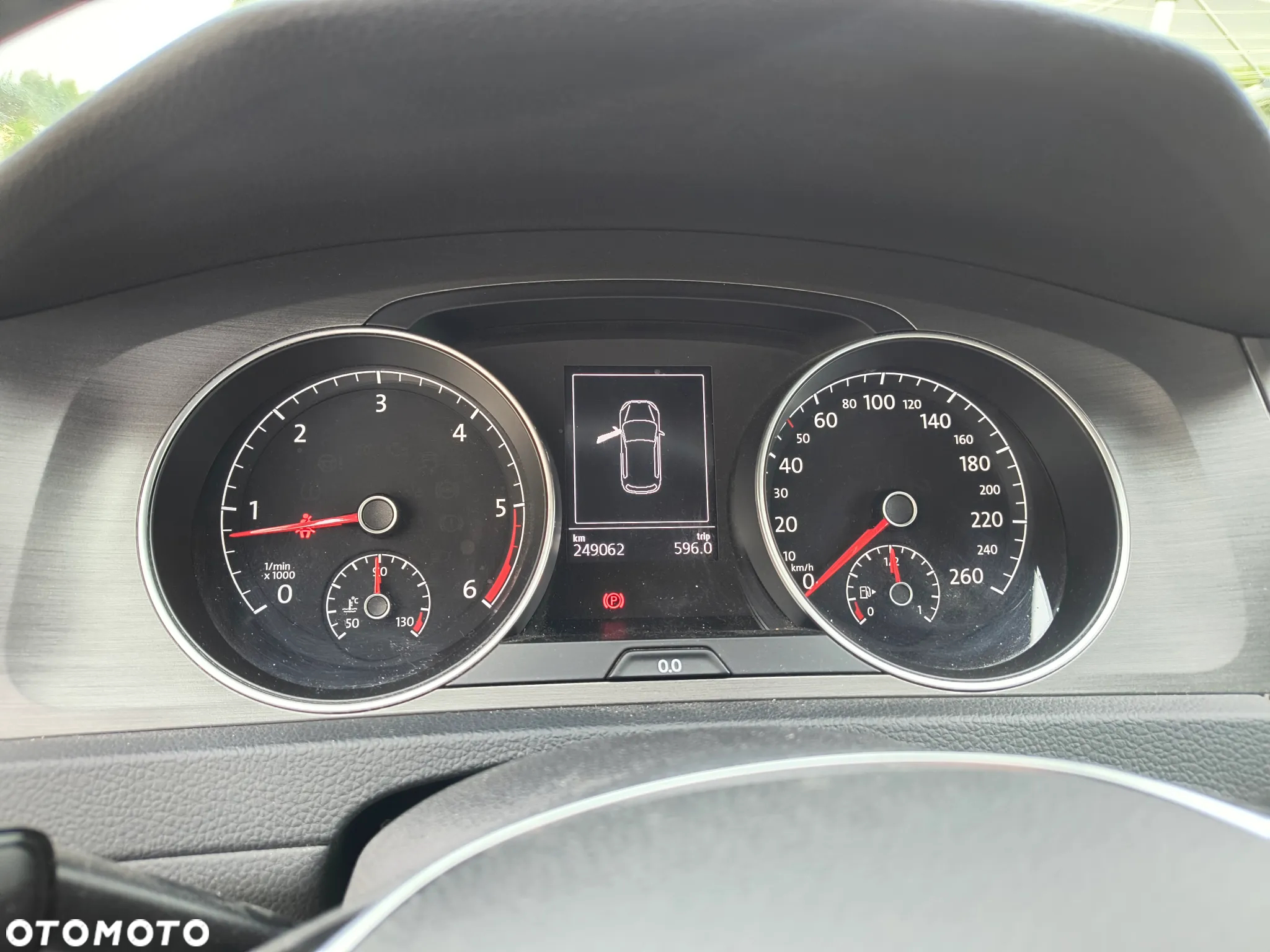 Volkswagen Golf 2.0 BlueTDI Comfortline - 11