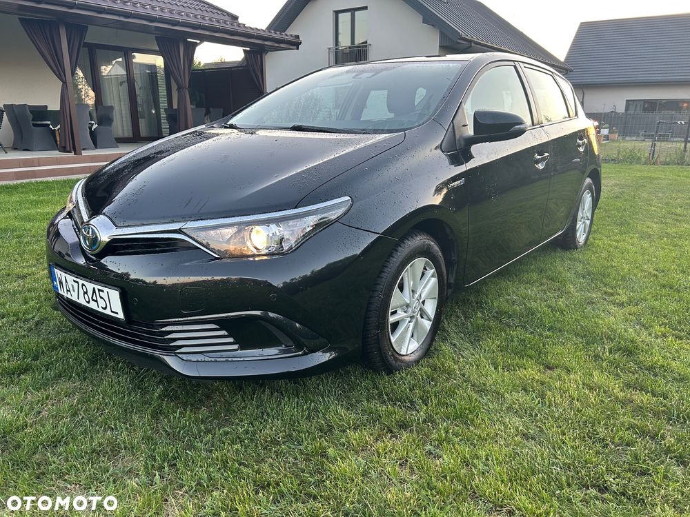 Toyota Auris - 1