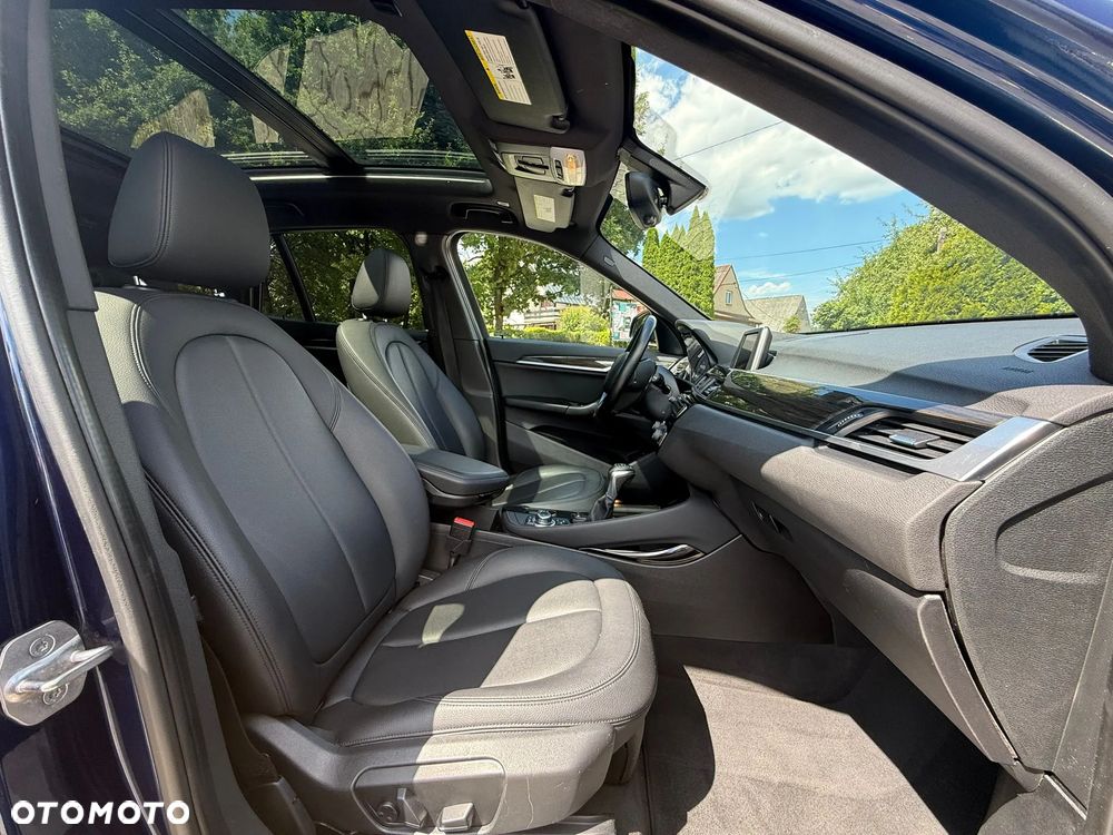 BMW X1 xDrive25i xLine sport - 24