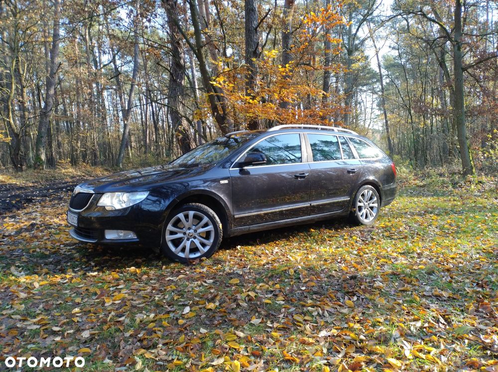 Skoda Superb 2.0 TDI 4x4 DSG FAMILY - 2