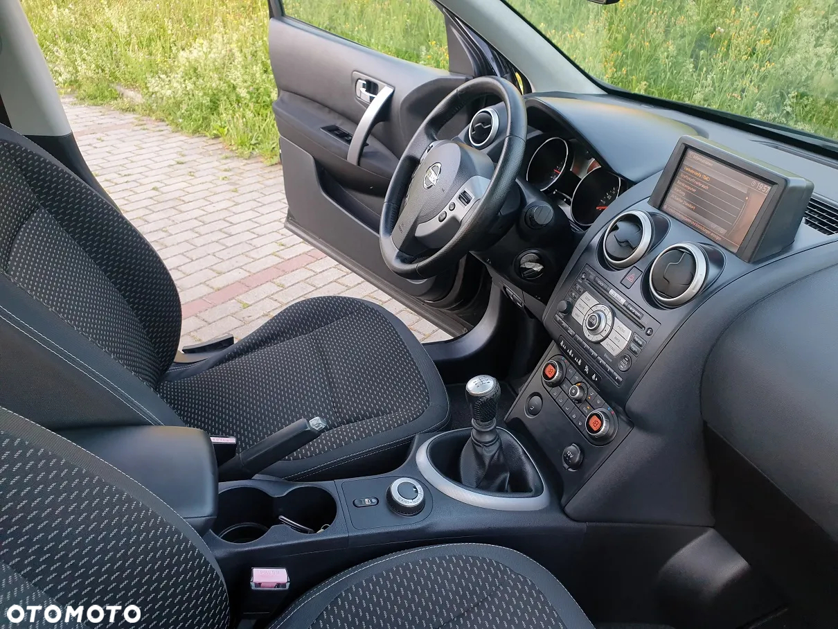 Nissan Qashqai 2.0 4x4 acenta - 25