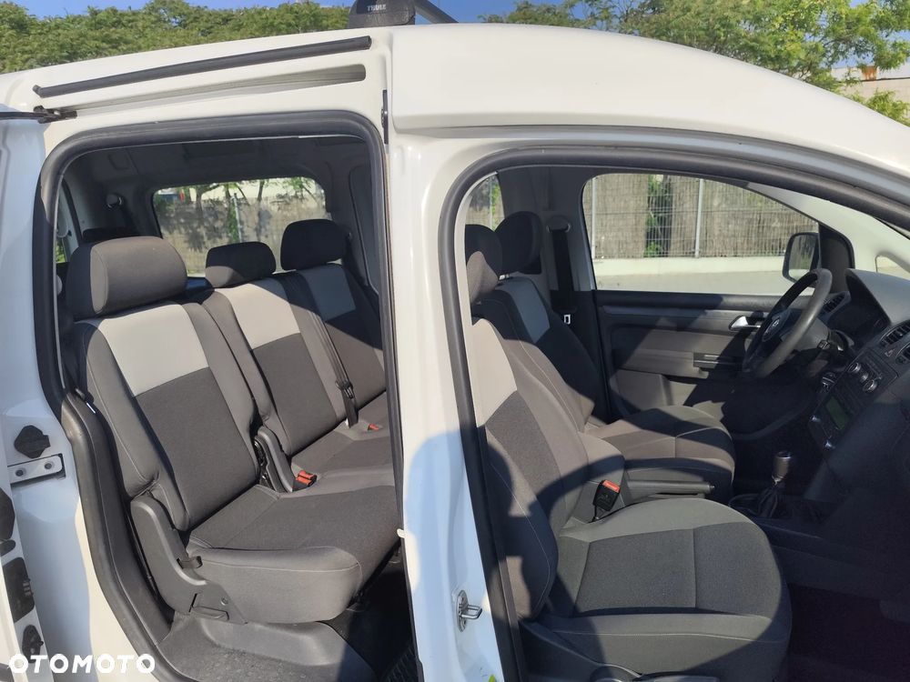 Volkswagen Caddy - 10
