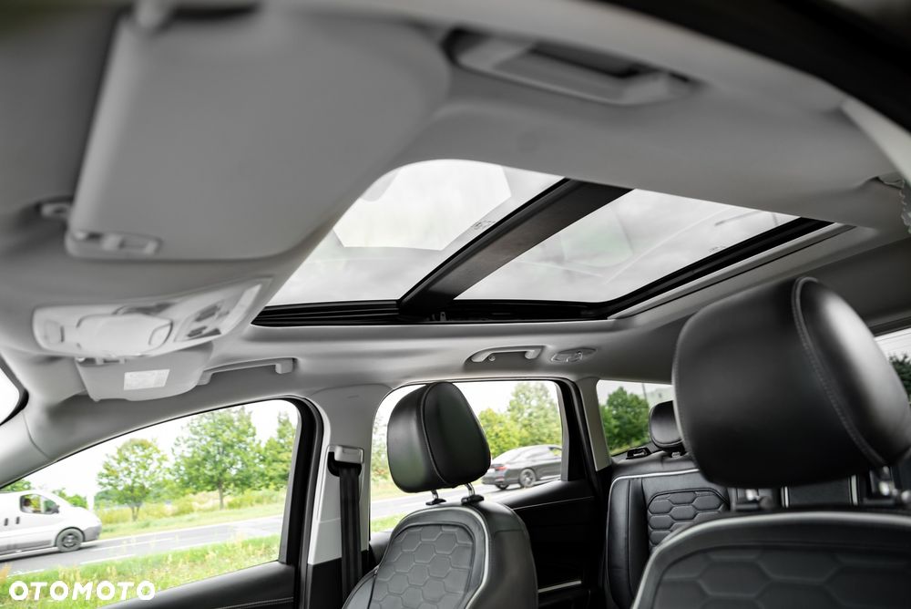 Ford Kuga 2.0 TDCi 4x4 Vignale - 36