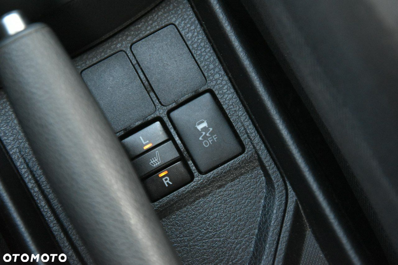 Toyota Yaris - 17