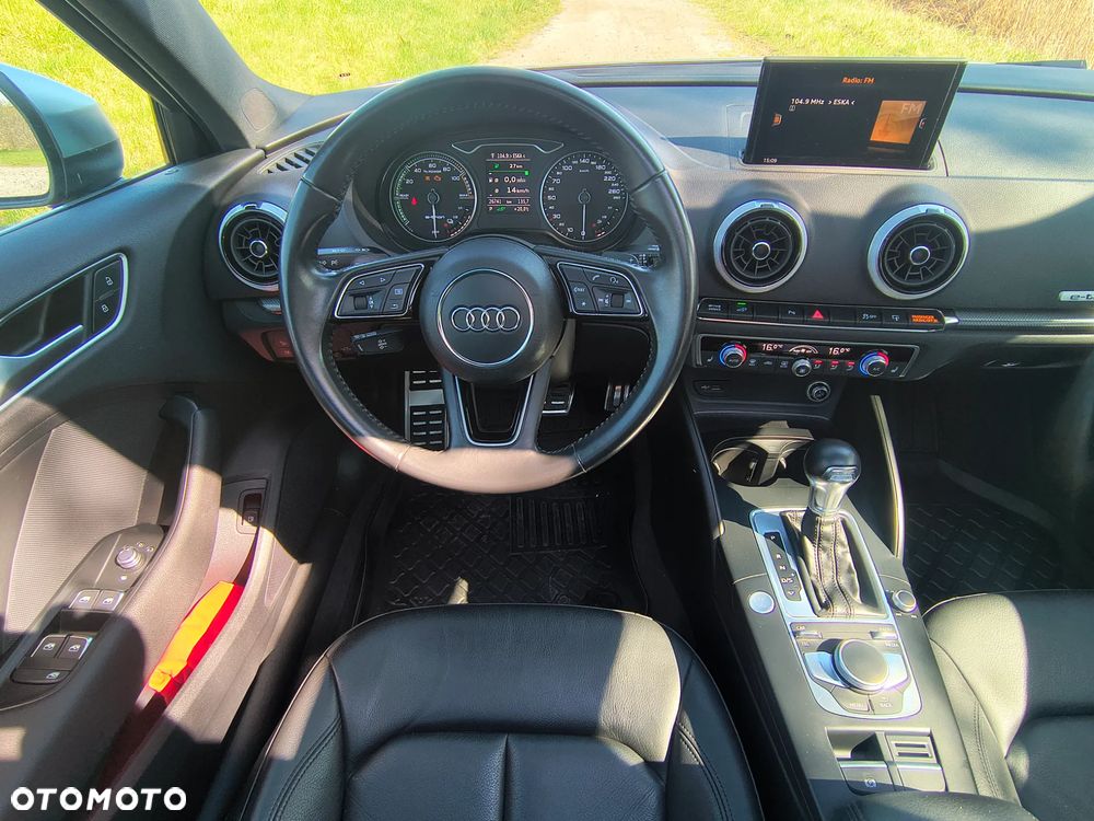 Audi A3 Sportback 1.4 TFSI e-tron design - 23