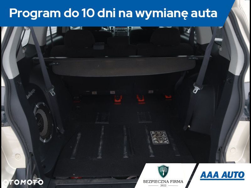 Mitsubishi Outlander - 19