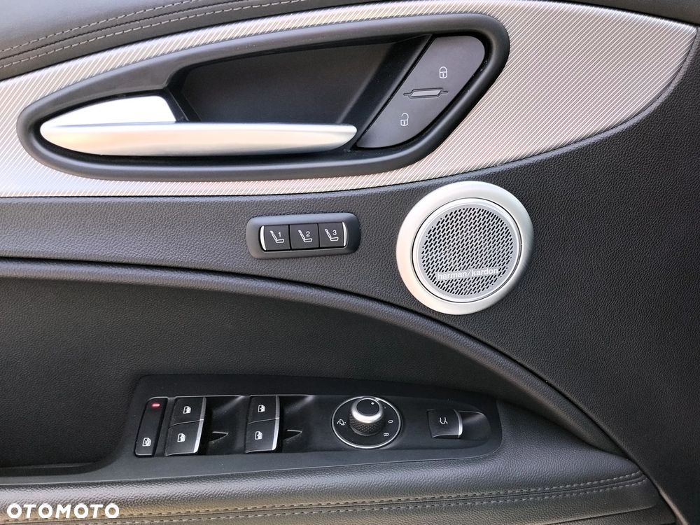 Alfa Romeo Stelvio 2.0 Turbo Veloce TI Q4 - 9