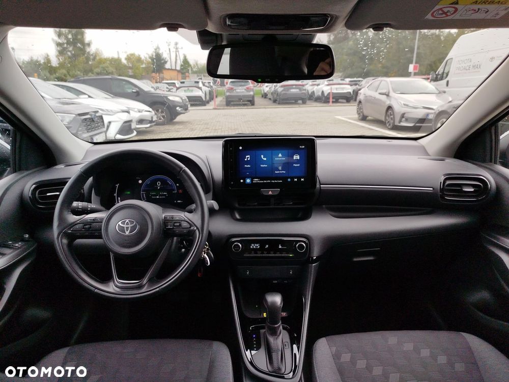 Toyota Yaris - 12