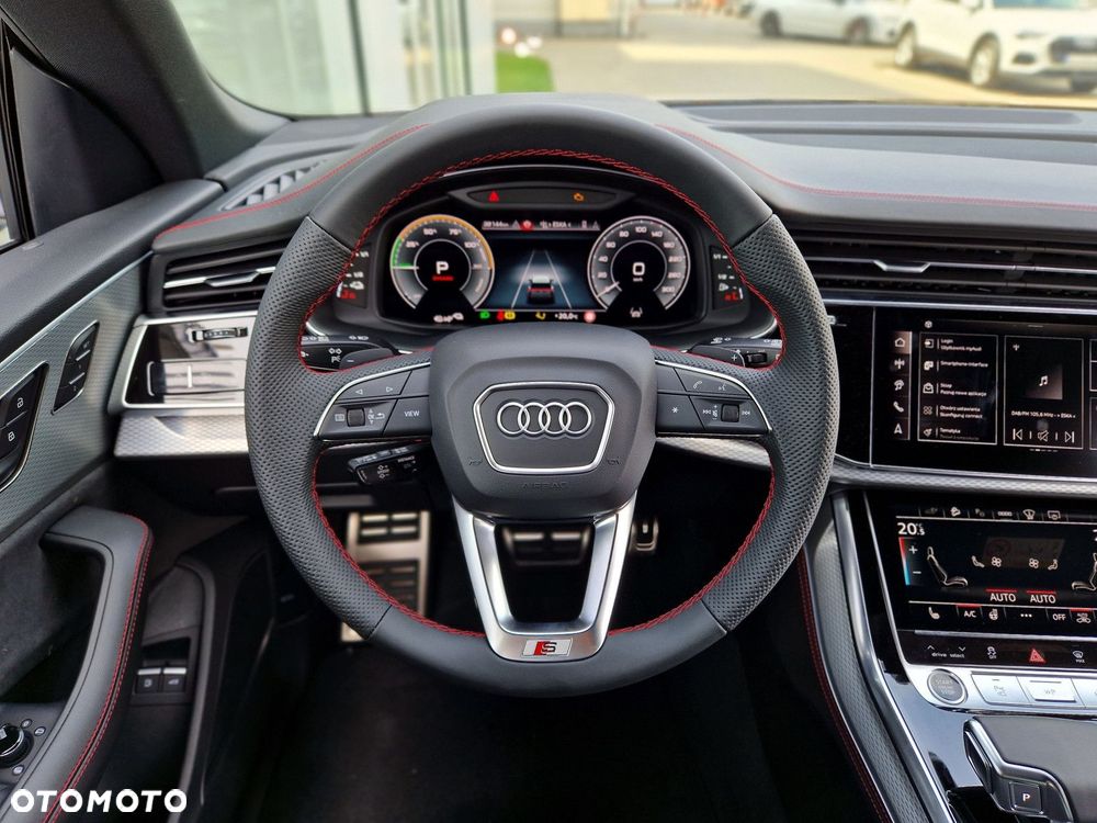 Audi Q8 55 TFSI e PHEV Quattro Tiptronic - 28