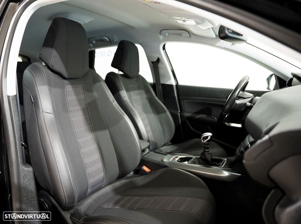 Peugeot 308 SW 1.2 PureTech Allure - 13