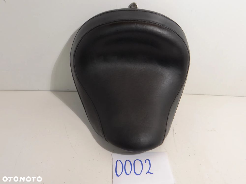 VN 1600 VULCAN CLASSIC 08r. SIEDZENIE KANAPA KIEROWCY 0002