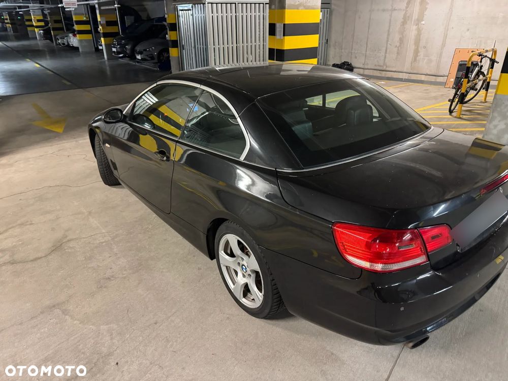 BMW Seria 3 320i - 2