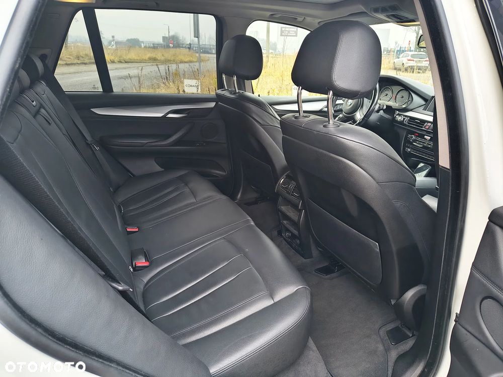 BMW X5 xDrive25d Sport-Aut - 9