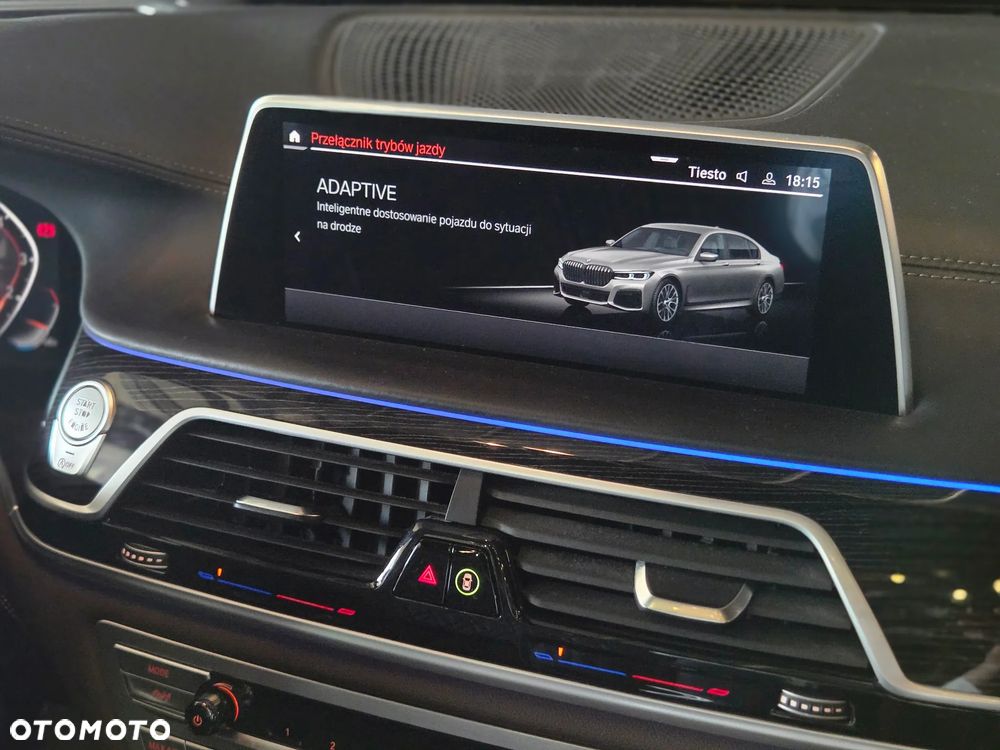 BMW Seria 7 750i xDrive sport - 18