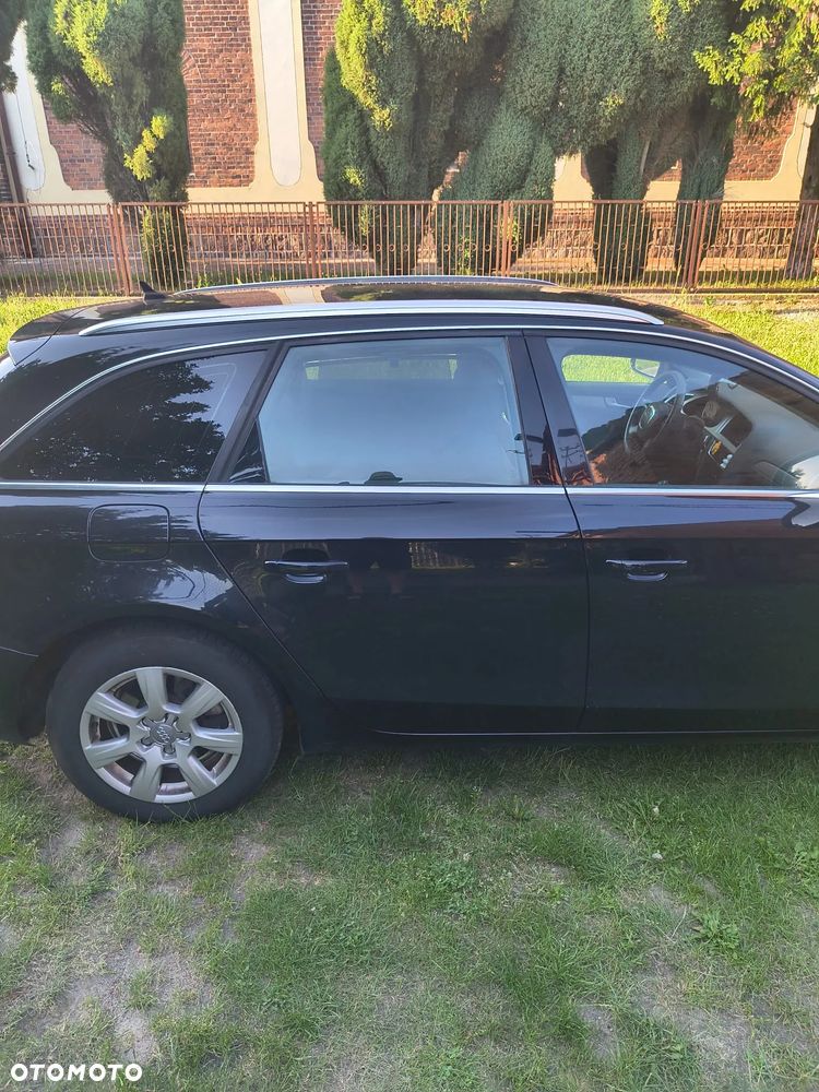 Audi A4 Avant - 4