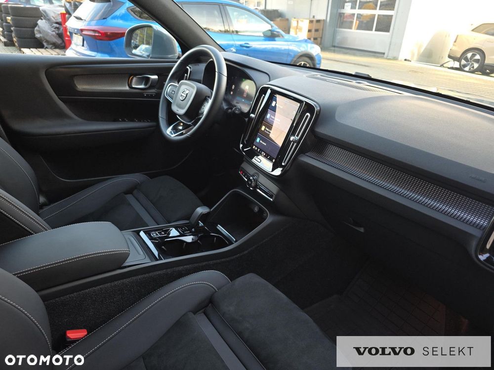 Volvo XC 40 - 22