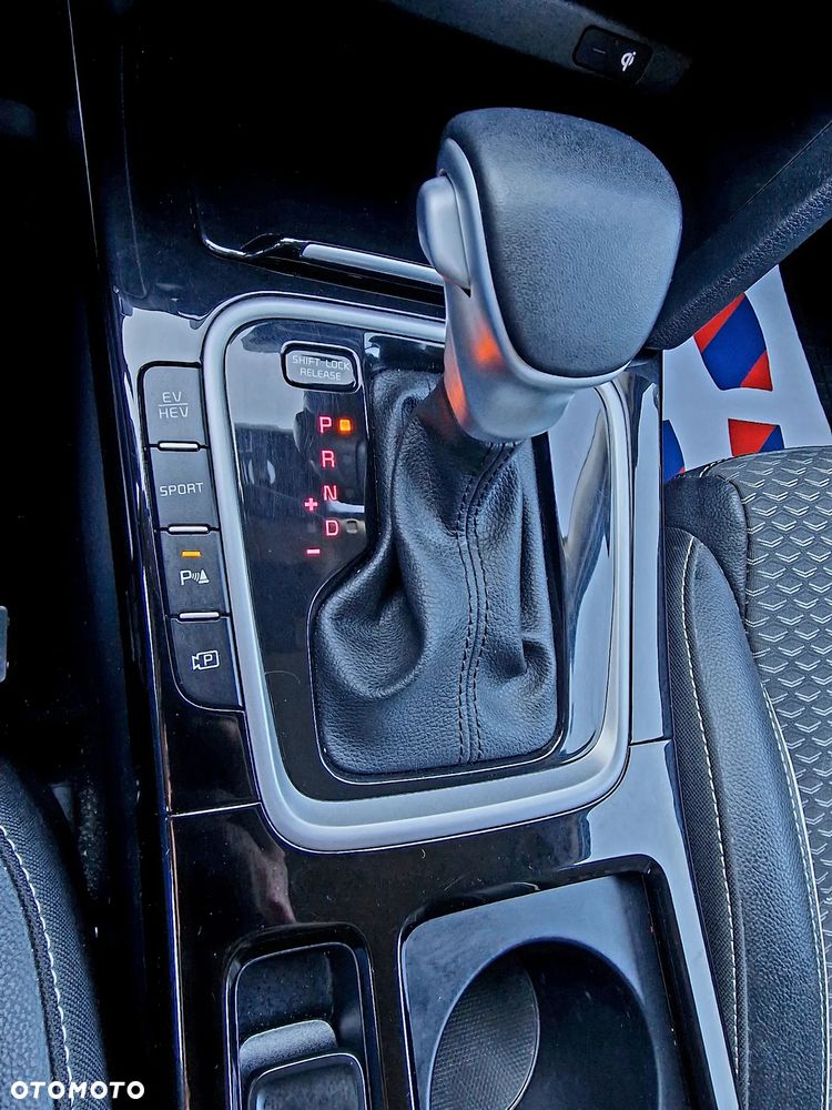 Kia XCeed 1.6 GDI PHEV L DCT - 28