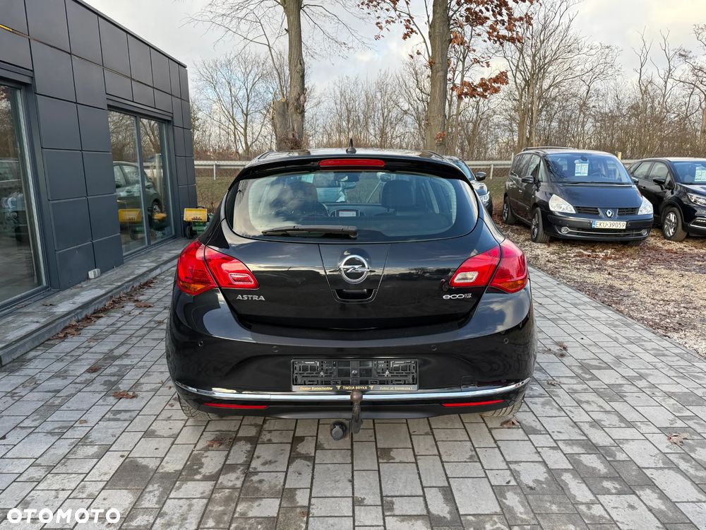 Opel Astra 1.4 T Cosmo - 24