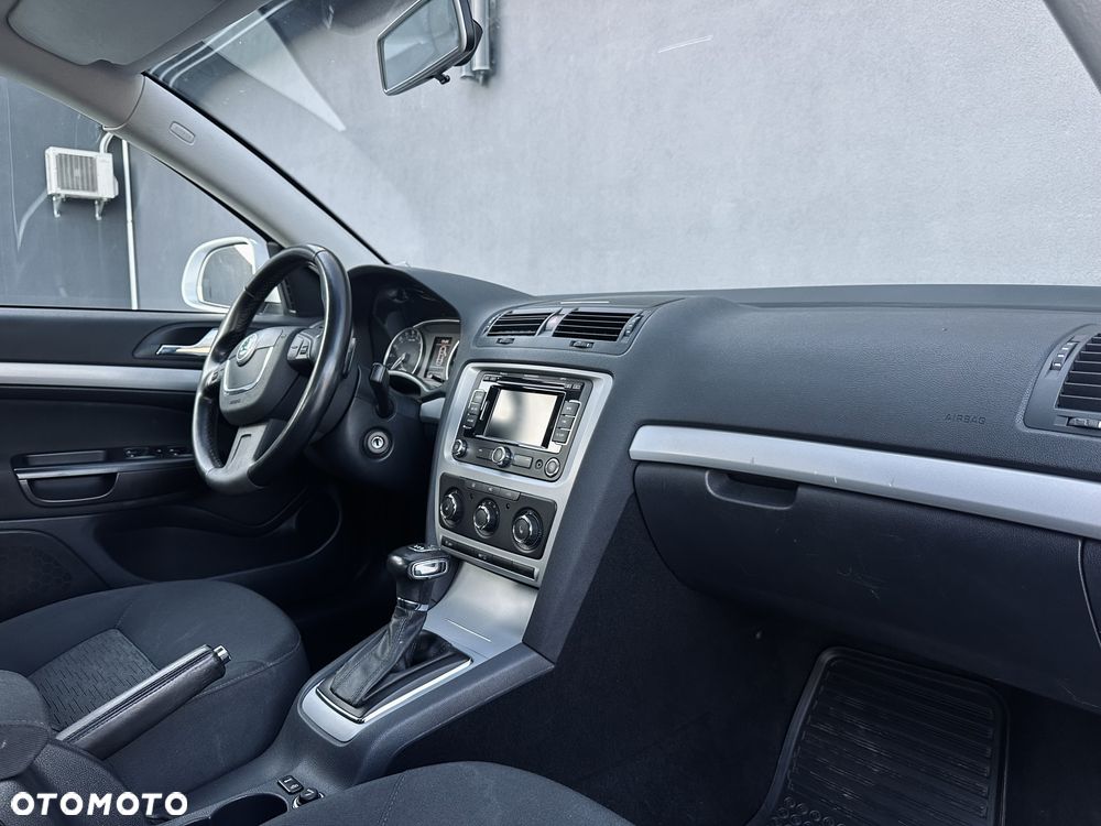 Skoda Octavia 2.0 TDI DPF DSG Elegance - 13