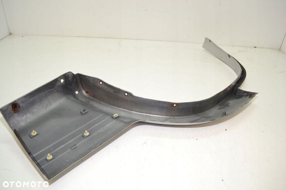 LISTWA NAKŁADKA DRZWI PRAWY TYŁ MITSUBISHI PAJERO II - 6