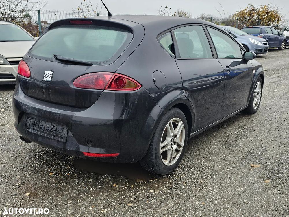 Seat Leon 2.0 TDI DPF Style - 3