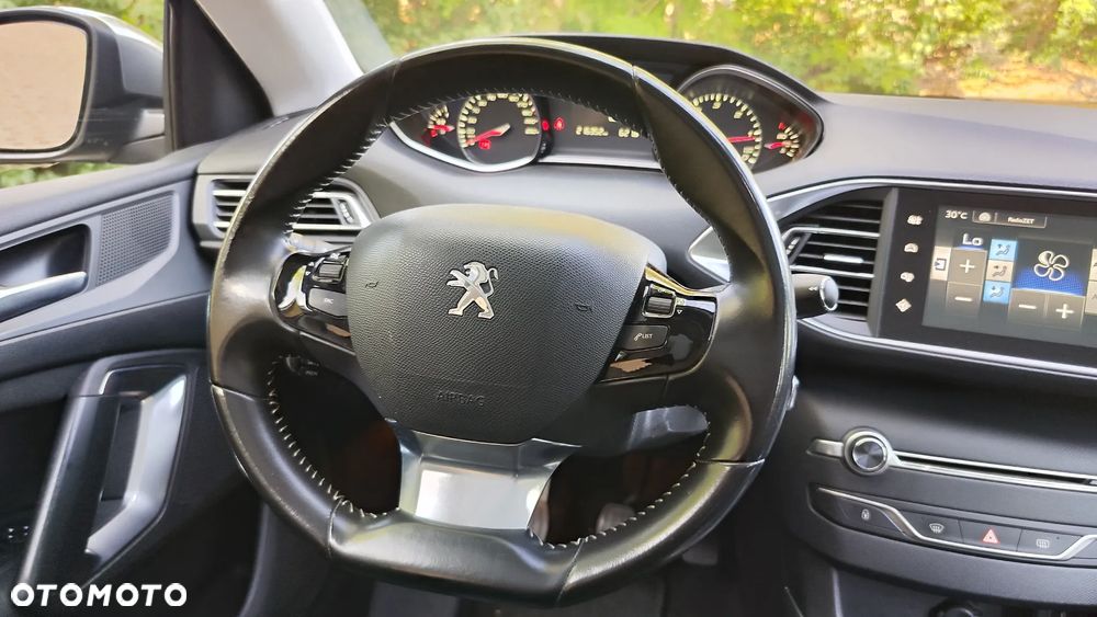 Peugeot 308 BlueHDi 150 Stop & Start Allure - 28