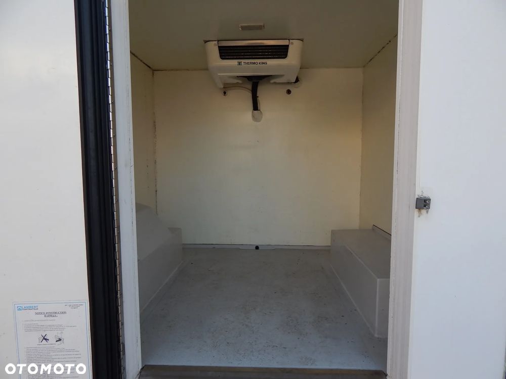 Citroën BERLINGO - 11