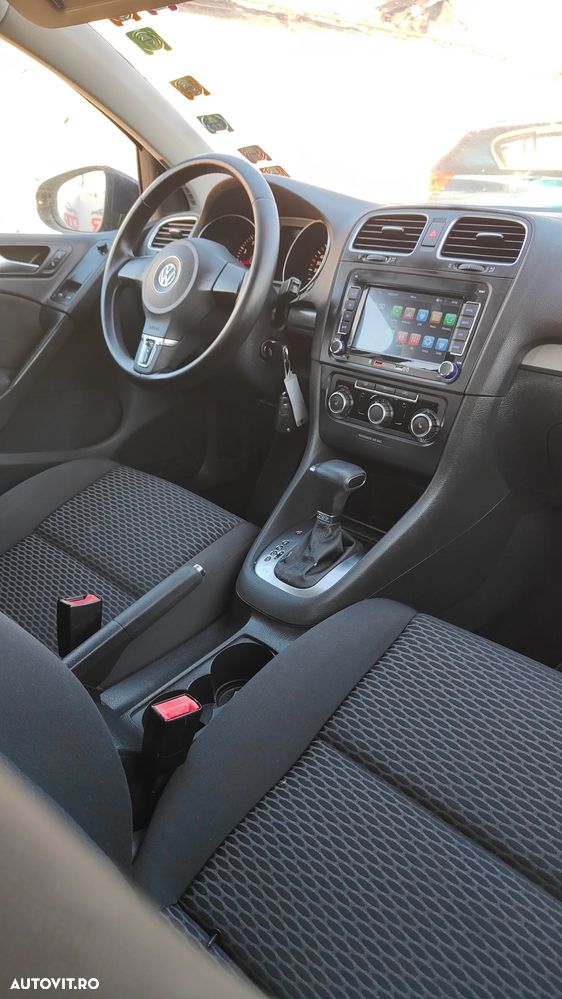 Volkswagen Golf - 14