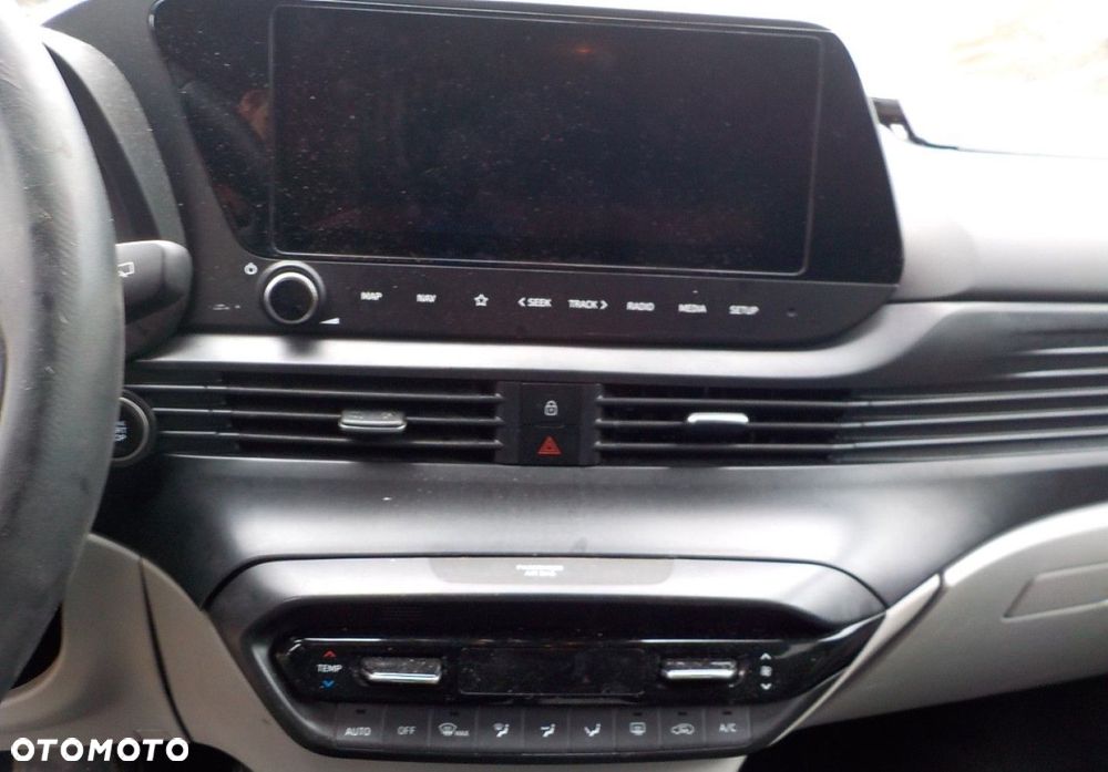 Hyundai i20 - 33