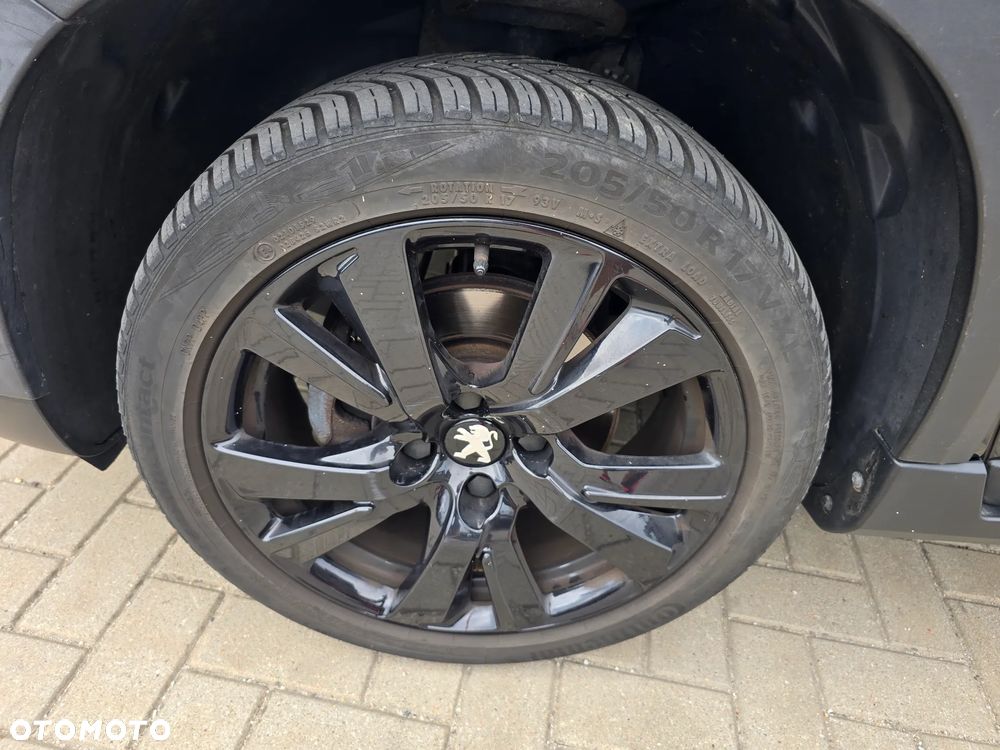 Peugeot 2008 - 17