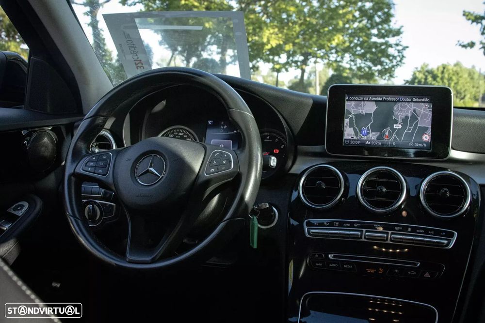 Mercedes-Benz C 350 - 28