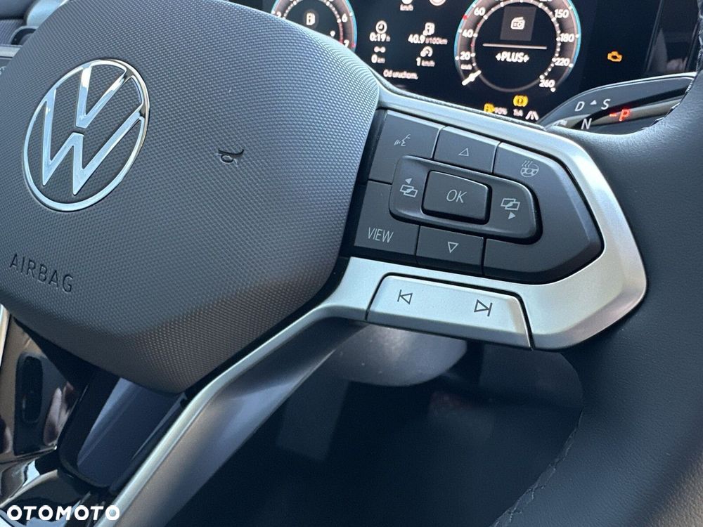 Volkswagen T-Roc - 22