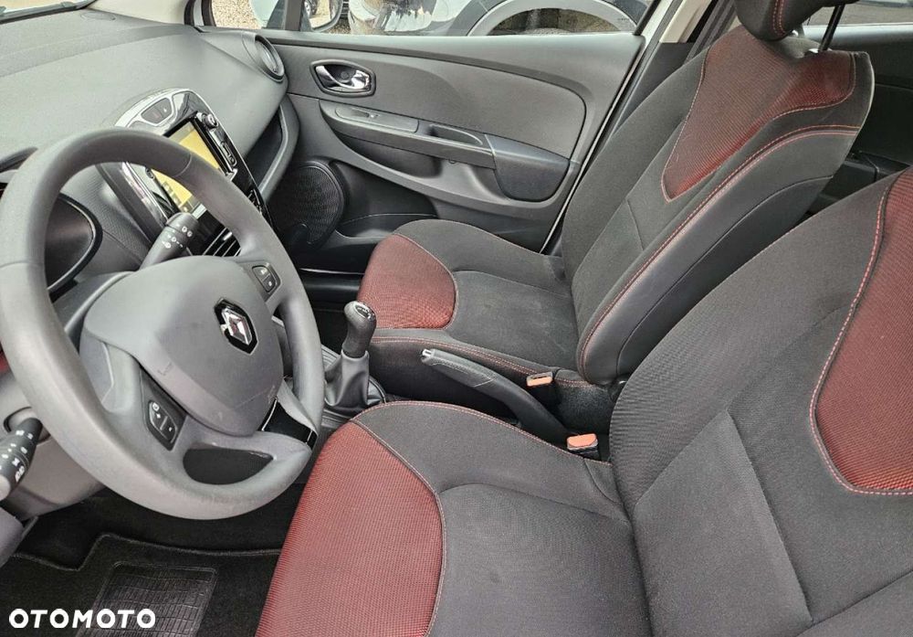 Renault Clio - 20