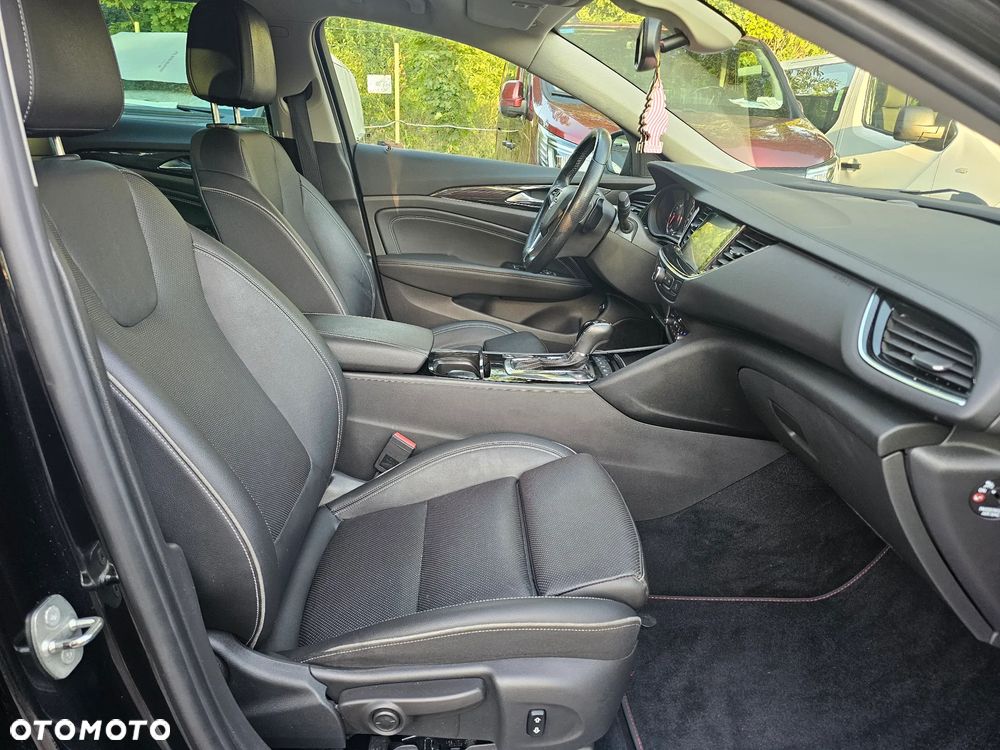 Opel Insignia 2.0 BiTurbo 4x4 Innovation - 19