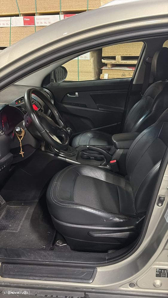 Kia Sportage 2.0 CRDI TX - 5