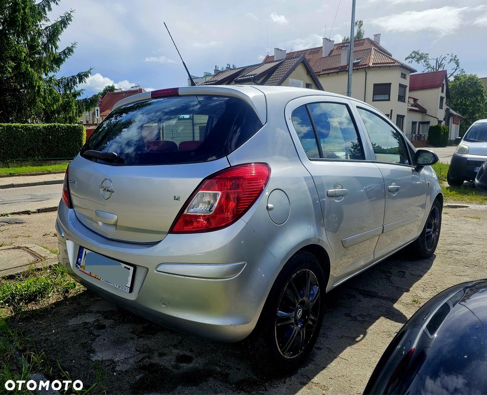 Opel Corsa - 2