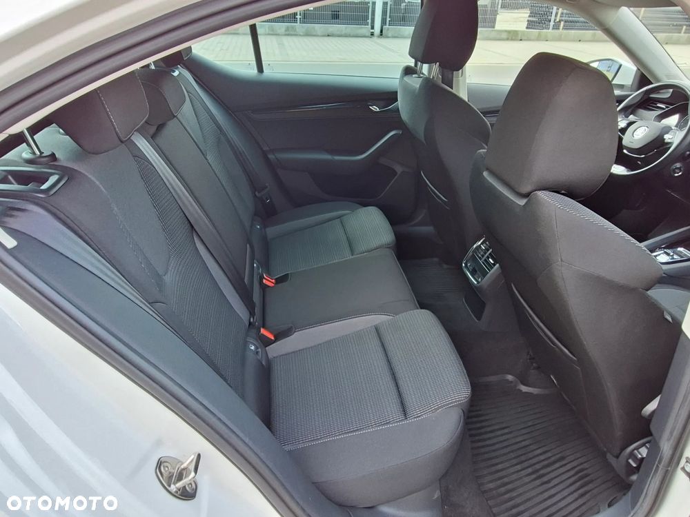 Skoda Octavia 1.5 TSI e-Tec Ambition DSG - 15