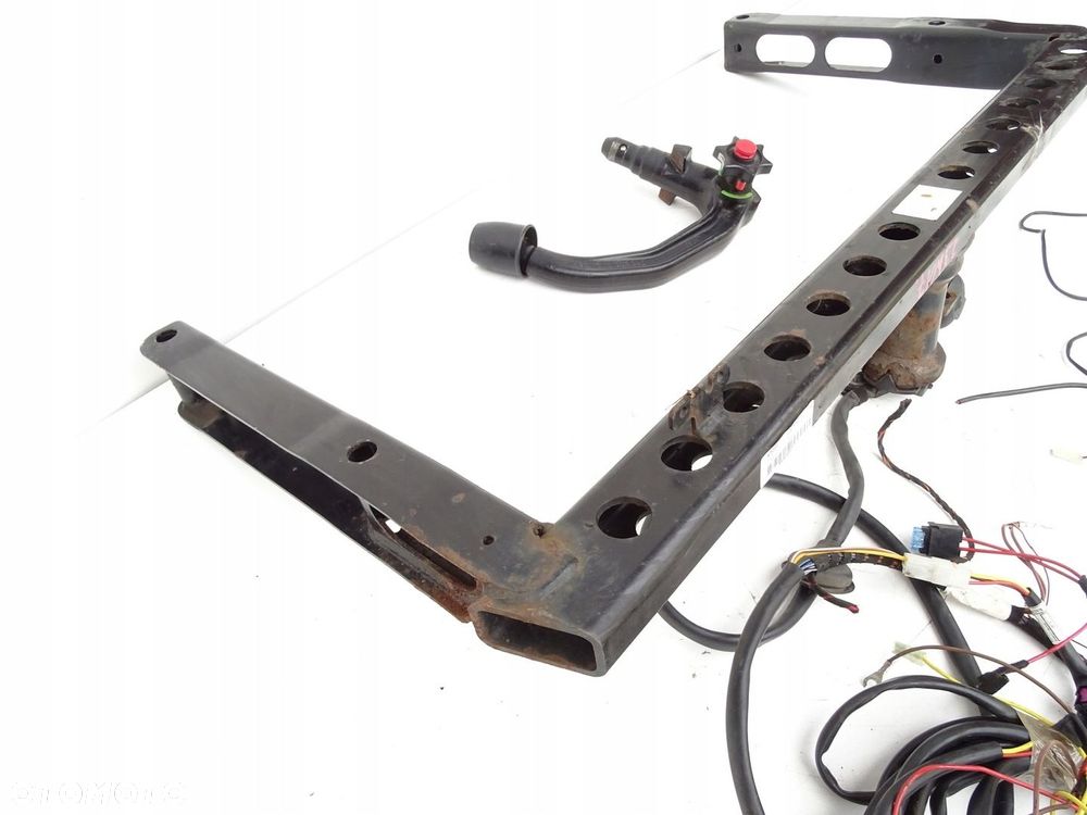 HAK HOLOWNICZY WESTFALIA 8T0092155F ODPINANY  KLUCZYK AUDI A5 8T SPORTBACK - 2