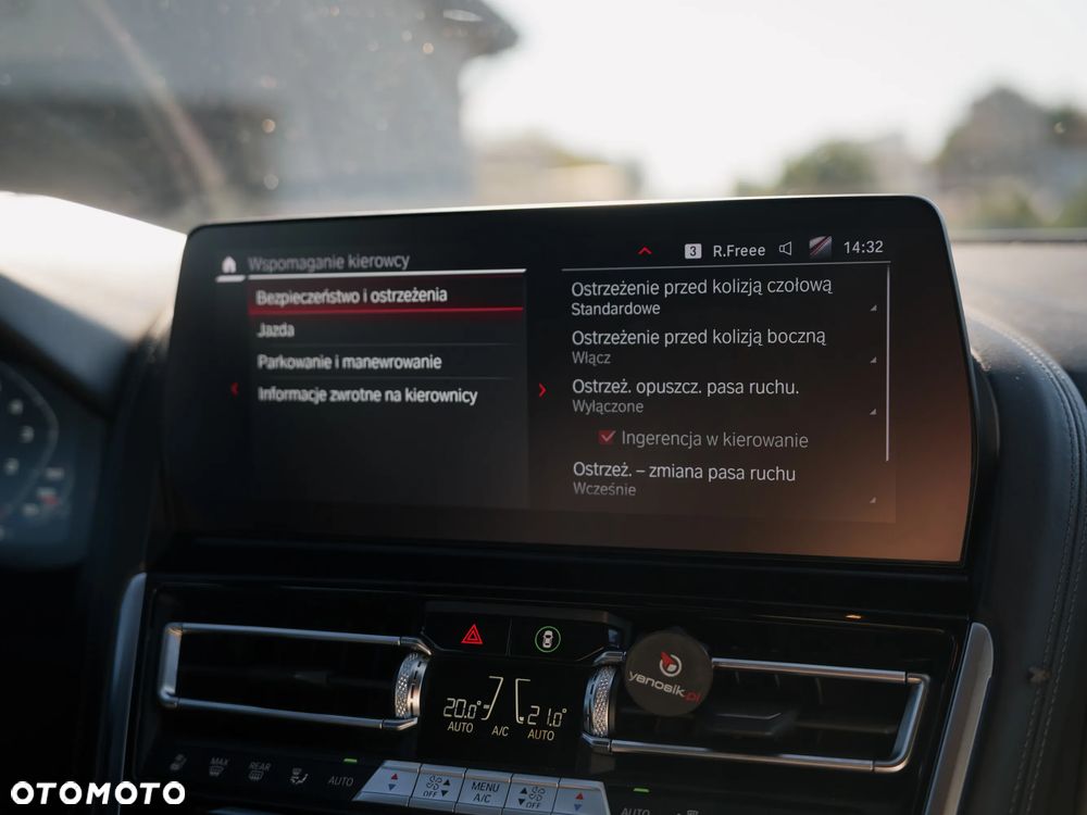 BMW M8 Competition - 33
