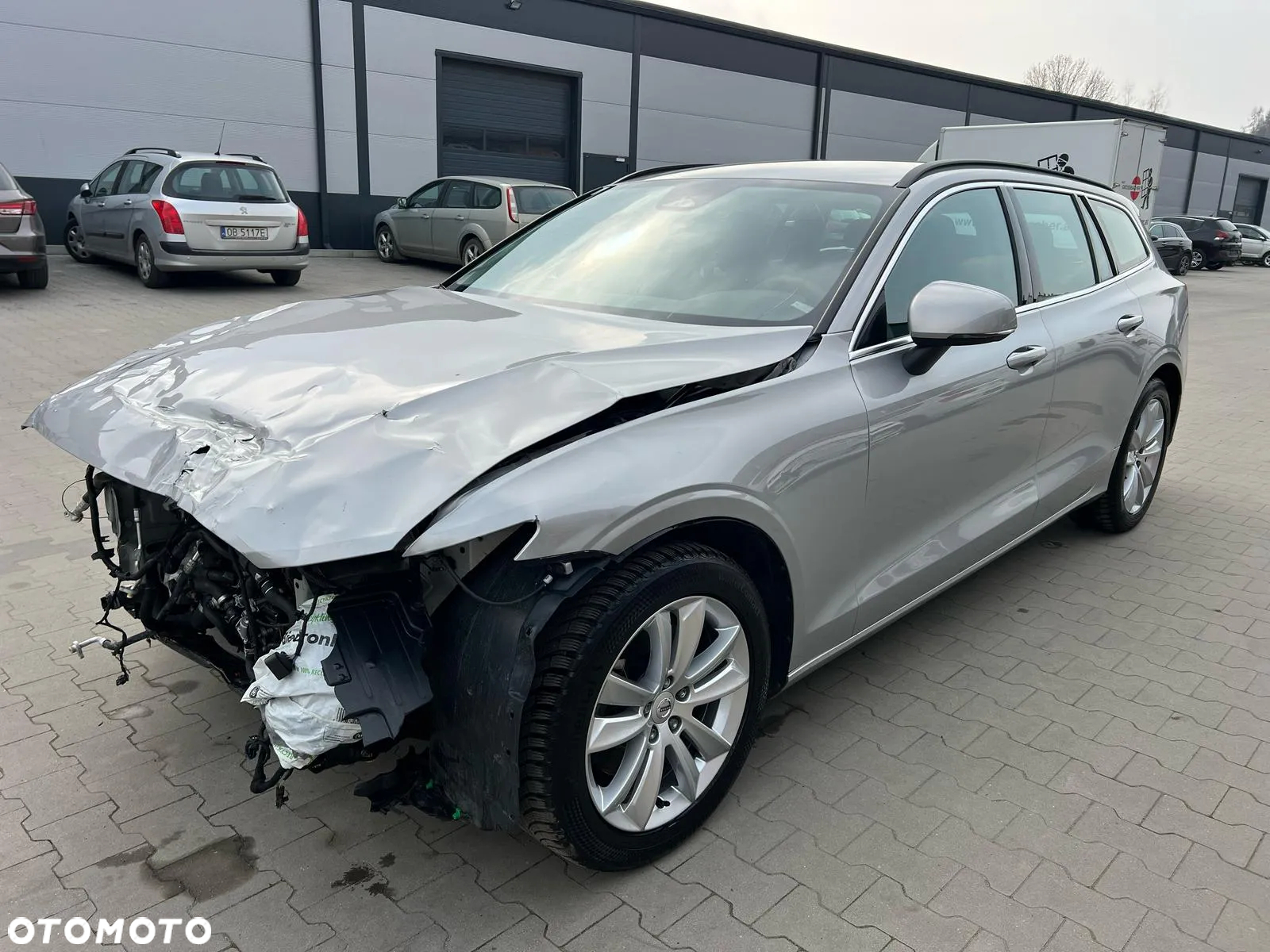 Volvo V60 B3 B DKG Core - 7