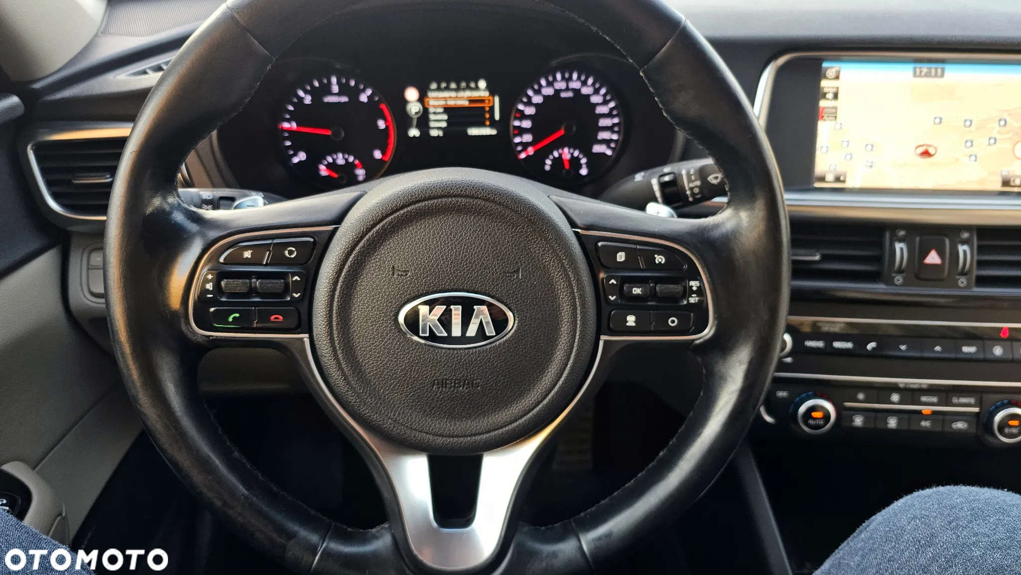 Kia Optima - 13