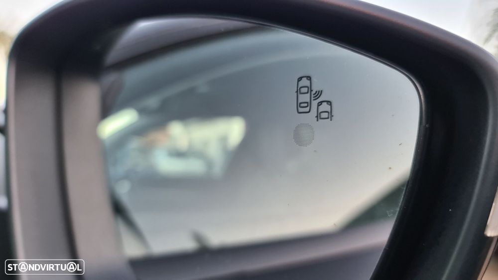 Peugeot 508 SW 1.6 Hybrid Allure e-EAT8 - 37