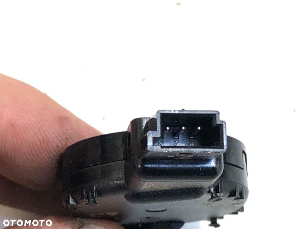 CZUJNIK DESZCZU  BMW 5 (G30, F90) 2016 - 2022 530 e Plug-in-Hybrid 135 kW [184 KM] Hybryda silnik - 3