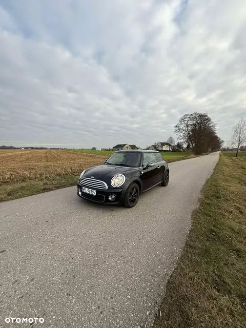 MINI Cooper Standard - 3